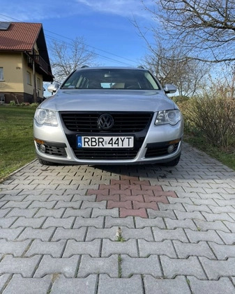 Volkswagen Passat cena 13000 przebieg: 320000, rok produkcji 2005 z Nowy Targ małe 137